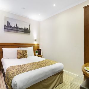 Kamer met een King Size Bed